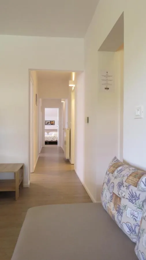 Apartments Vodaric Cres
