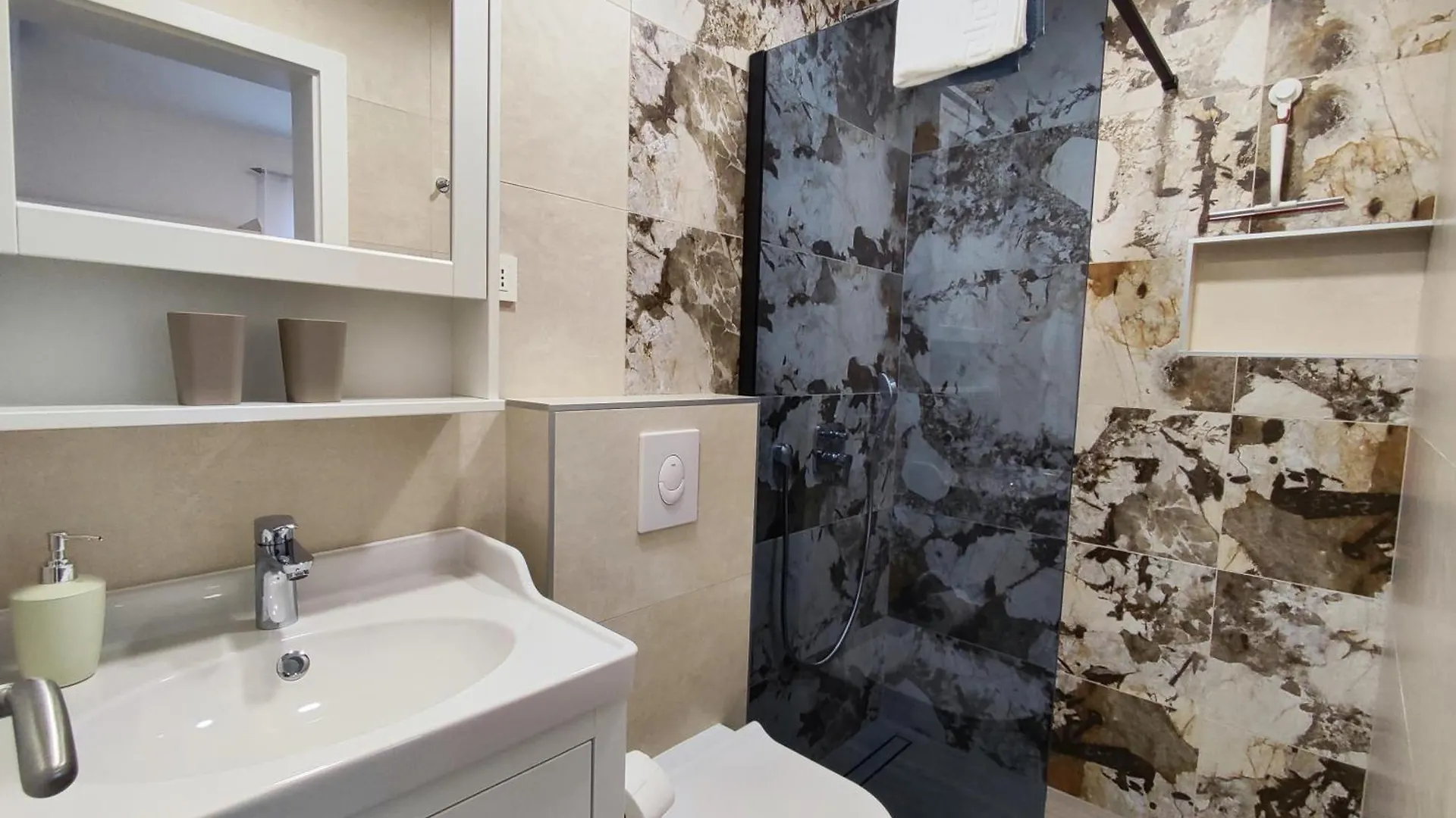 Apartments Vodaric Cres Croatia