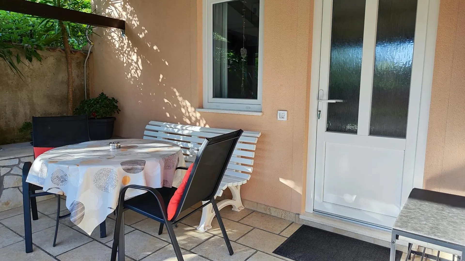 Apartments Vodaric Cres